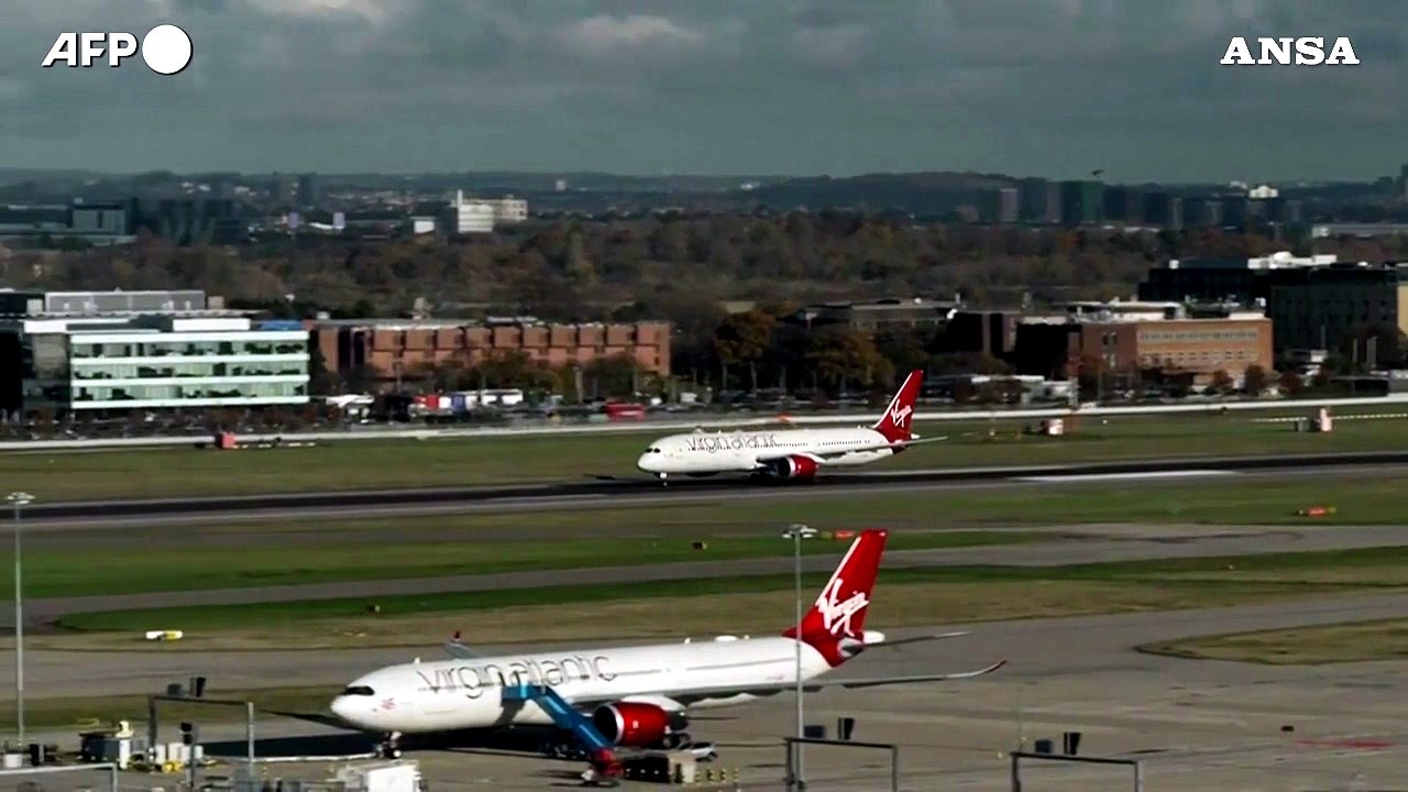 Decollato da Londra primo volo transatlantico con carburante green