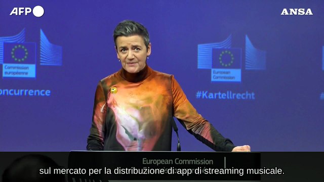 L'Ue annuncia una multa record ad Apple, 1,8 miliardi per la musica in streaming
