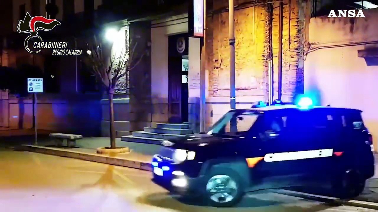 Il padre di una ragazza denuncia un giro di spaccio, 18 arresti nel Reggino