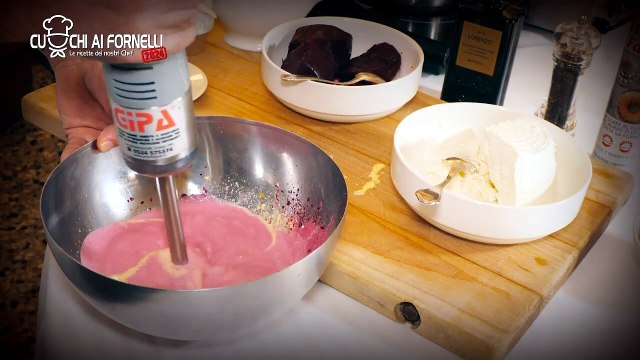 FLAN DI BARBABIETOLA CON SALSA AL FRUTTO DELLA PASSIONE E PUNTARELLE - ANTICHI SAPORI | FLAN DI BARBABIETOLA CON SALSA AL FRUTTO DELLA PASSIONE E PUNTARELLE - ANTICHI SAPORI