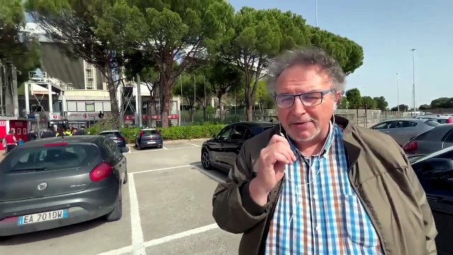 Bari e Parma, sfida tra forti motivazioni in campo... Più di 700 tifosi crociati al San Nicola : Sandro Piovani fa il punto - Video