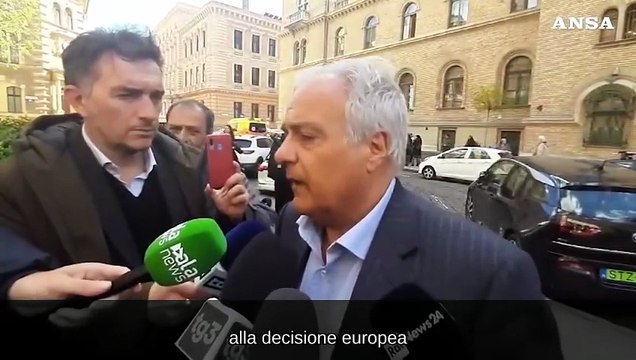 Negati i domiciliari a Ilaria Salis, il padre Roberto: Ennesima prova di forza di Orban