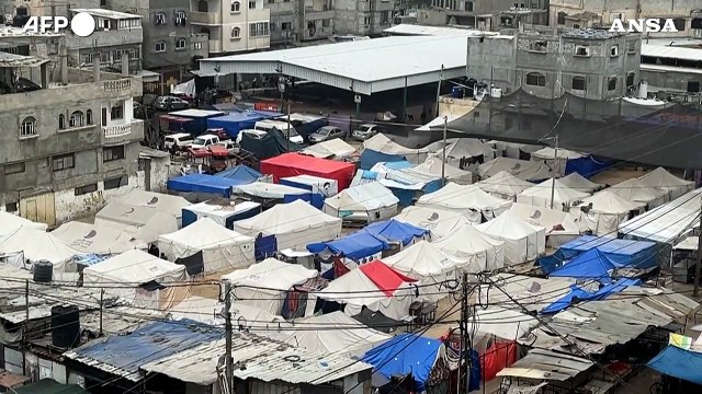 Gaza, palestinesi sfollati a Rafah