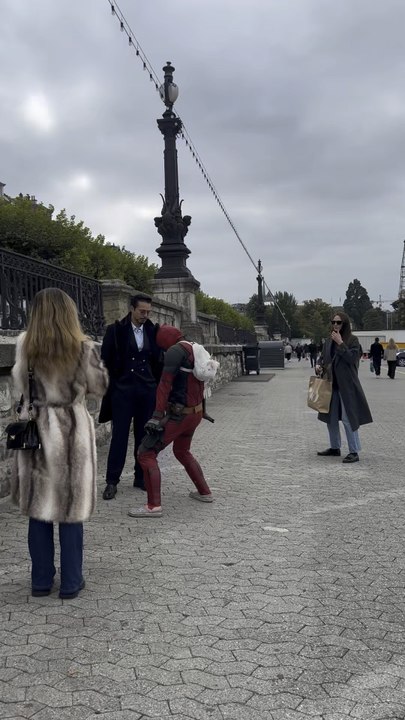 Attendez c’est Tony stark?! Il n’est donc pas mort 🤫