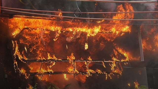 Delhi: मालवीय नगर रेस्टोरेंट में आखिर कैसे लगी आग, जानें पूरा मामला