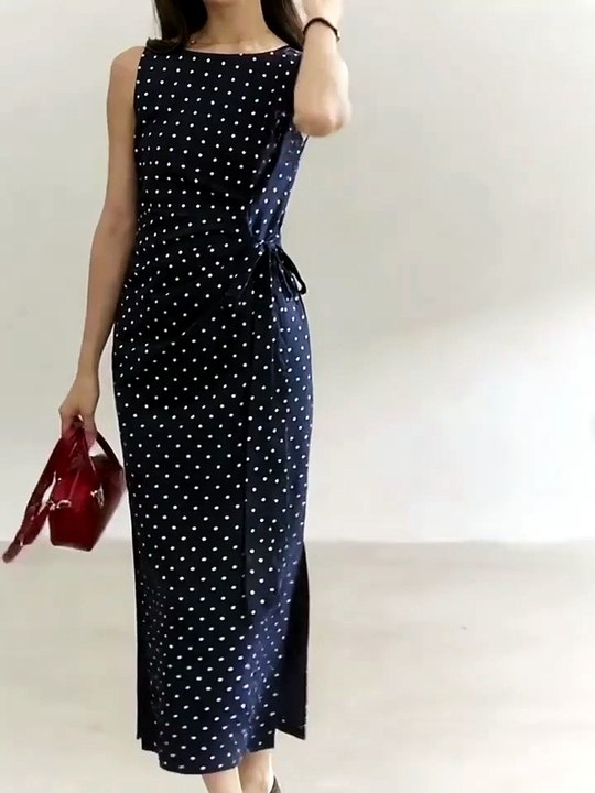 Chic Vintage Style Polka Dot Dress with Gathered Waist Detail