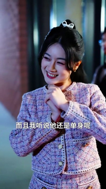 抖音新剧上线# 孟佳辉＆甜鹅 - 魂穿两百斤，夫人她贪财又撩人 (全集上篇)
