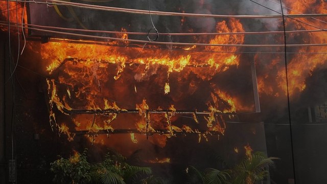 Delhi Malviya Nagar Hotel Fire: जिस होटल में लगी भीषण आग वहां ठहरे थे विदेशी पर्यटक, कई लोगों की मौत