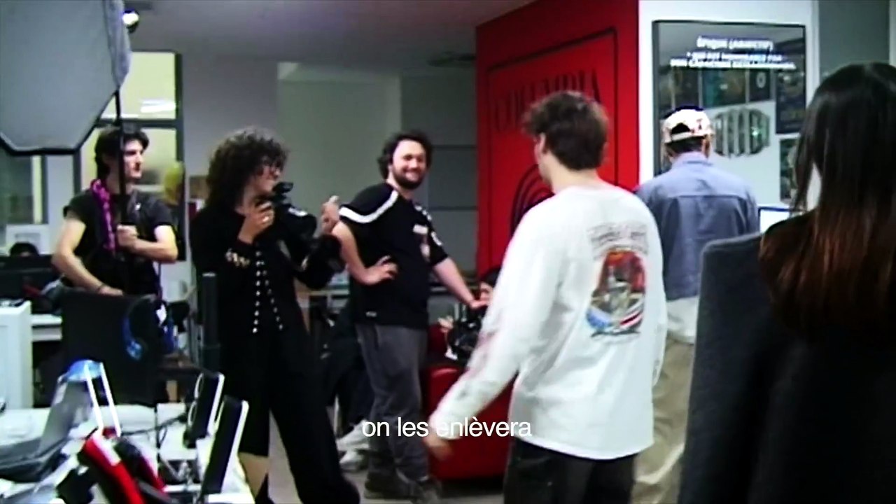 Marguerite : le (faux) making of de son clip La boss