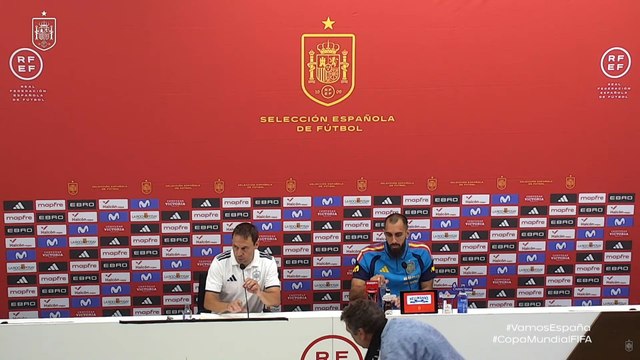 Borja Iglesias rueda de prensa