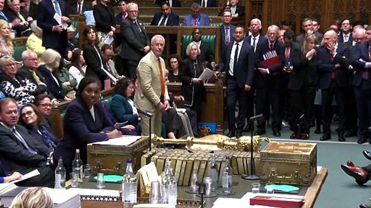 Kemi Badenoch presses PM on welfare reforms