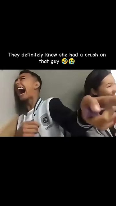 They definitely knew she had a crush on that guy 🤣😭  #viral #funny #friends #love