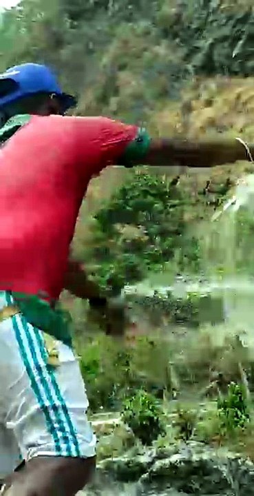 cast net fishing in Nepal |