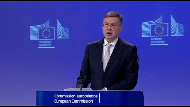 Ue propone flessibilità di 0,3% Pil per riduzione carburanti fossili