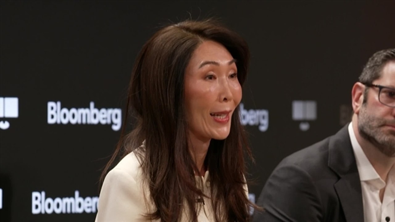 Private Credit Faces 'Pipeline of Defaults,' Holly Kim Says