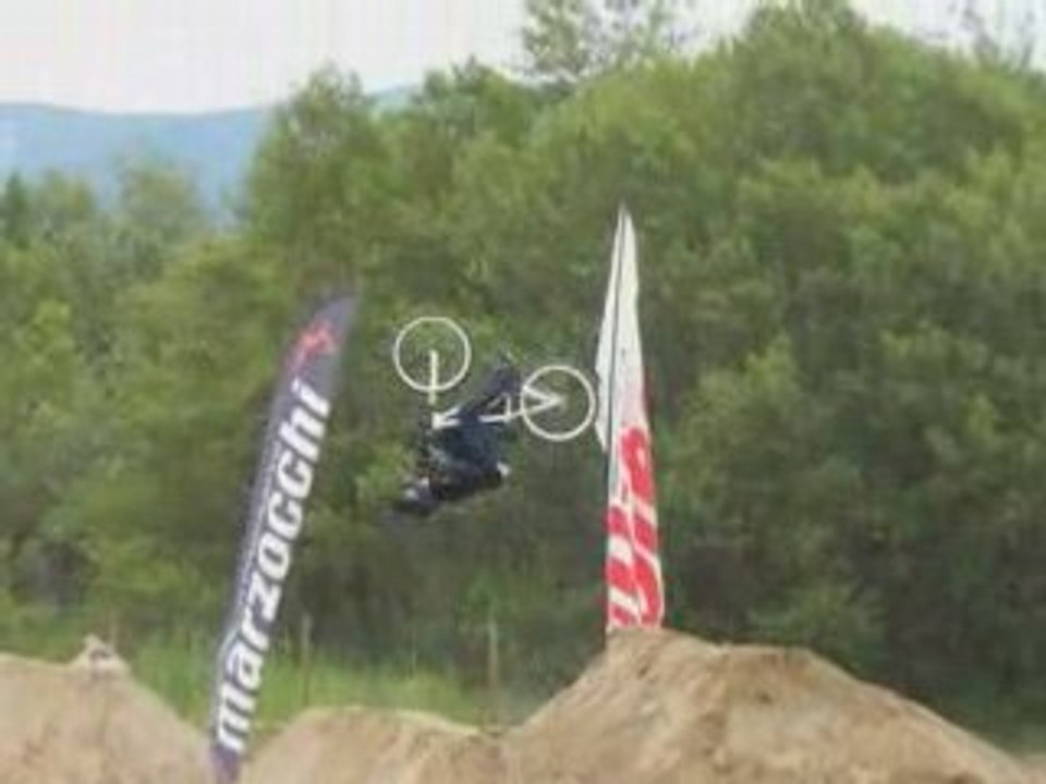 backflip un peu court