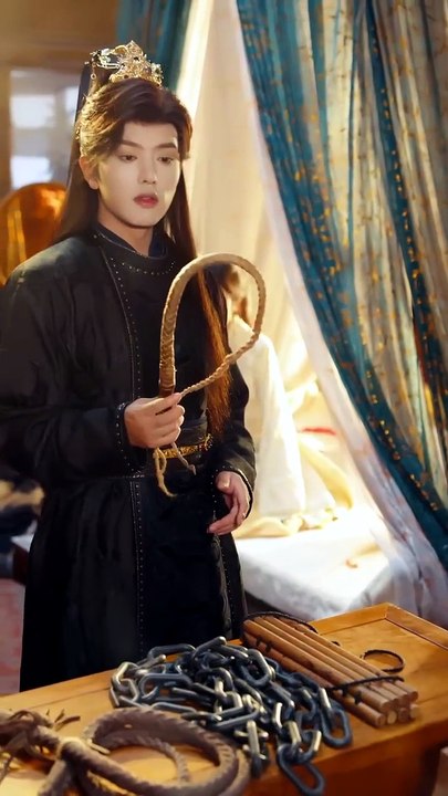She Died Without Knowing His Obsession…Now She’s Reborn & the Ruthless Regent Won’t Let Her Go