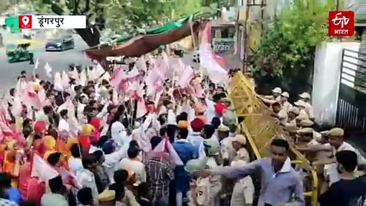 डीएनटी समुदाय का जेल भरो आंदोलन: डूंगरपुर में कलेक्ट्रेट तक रैली और प्रदर्शन, दी सांकेतिक गिरफ्तारियां