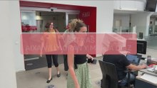 Visita de las actrices de Pioneras a AS