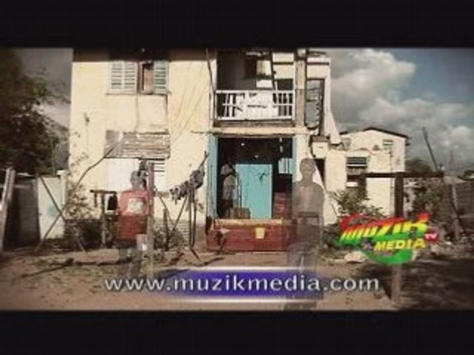 Mykal Rose feat Jr Gong Shootout