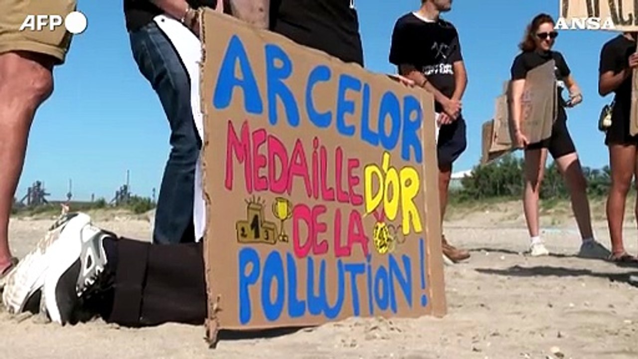 Parigi 2024, manifestazione contro Arcelor sponsor delle Olimpiadi