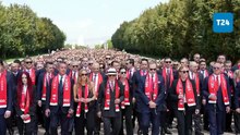 Koç Topluluğu'ndan 100'üncü yılda Anıtkabir ziyareti