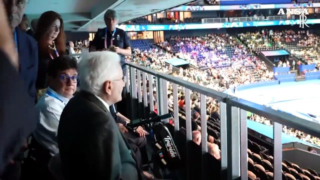 Paralimpiadi: Mattarella assiste alle gare di nuoto, applaude all'argento di Barlaam