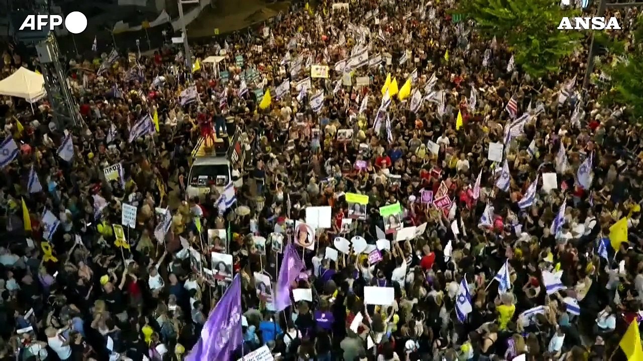 Israele, proteste per chiedere il cessate il fuoco e un accordo per gli ostaggi
