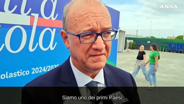 Valditara: Siamo tra i primi a sperimentare l'IA nella didattica