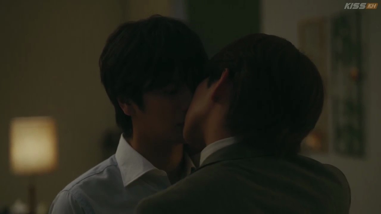 E.7. fake fact Lips