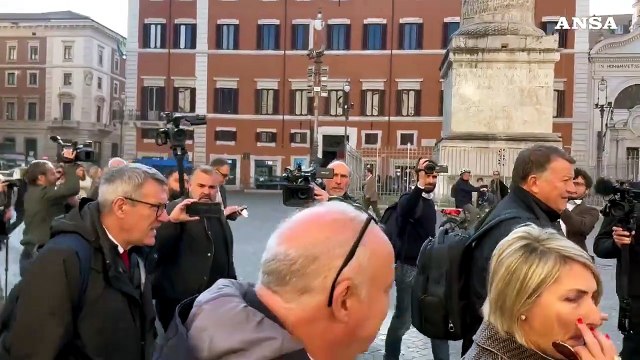 Manovra, i sindacati arrivano a Palazzo Chigi per l'incontro col Governo