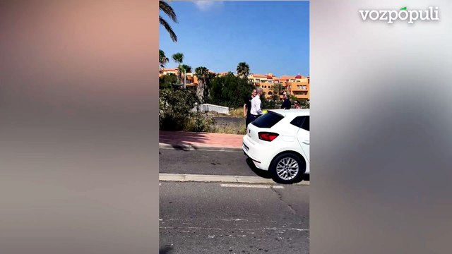 Una avioneta aterriza de emergencia en una calle de Tenerife durante un vuelo de pruebas