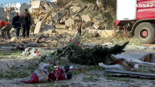 Libano, ancora attacchi israeliani: colpita anche una chiesa