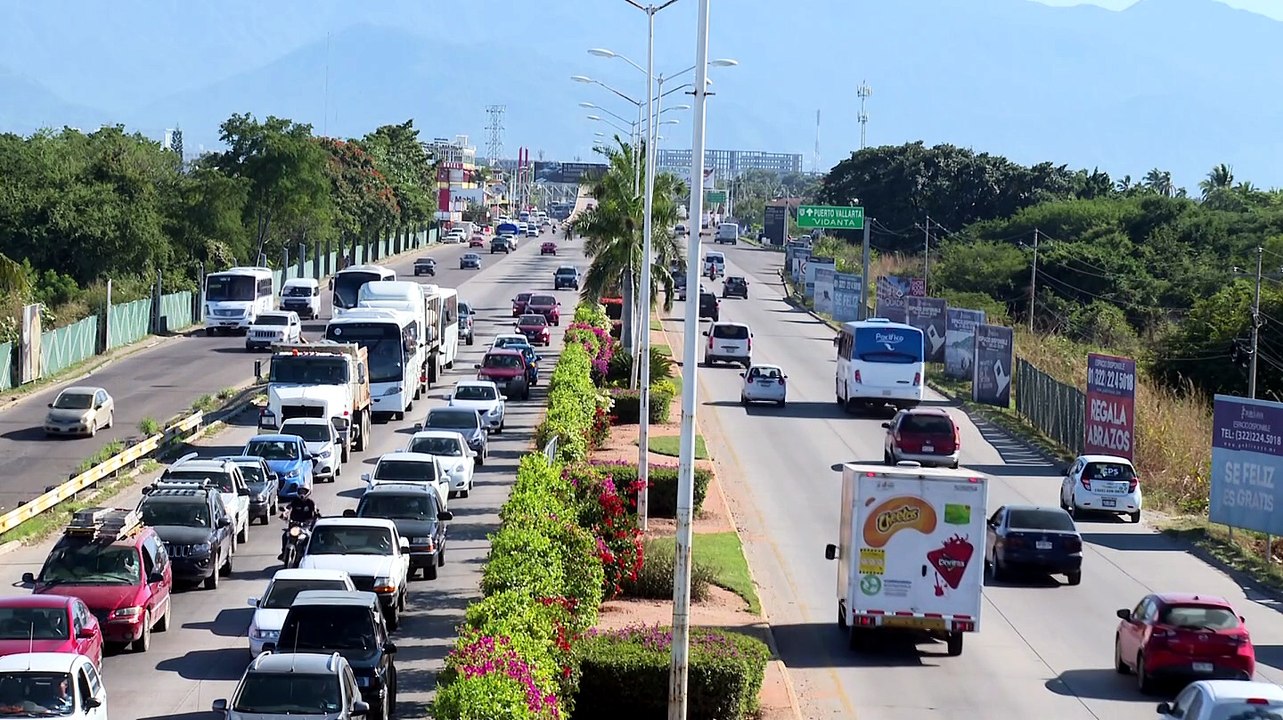 Miguel Ángel Navarro, último en aprobación nacional | CPS Noticias Puerto Vallarta