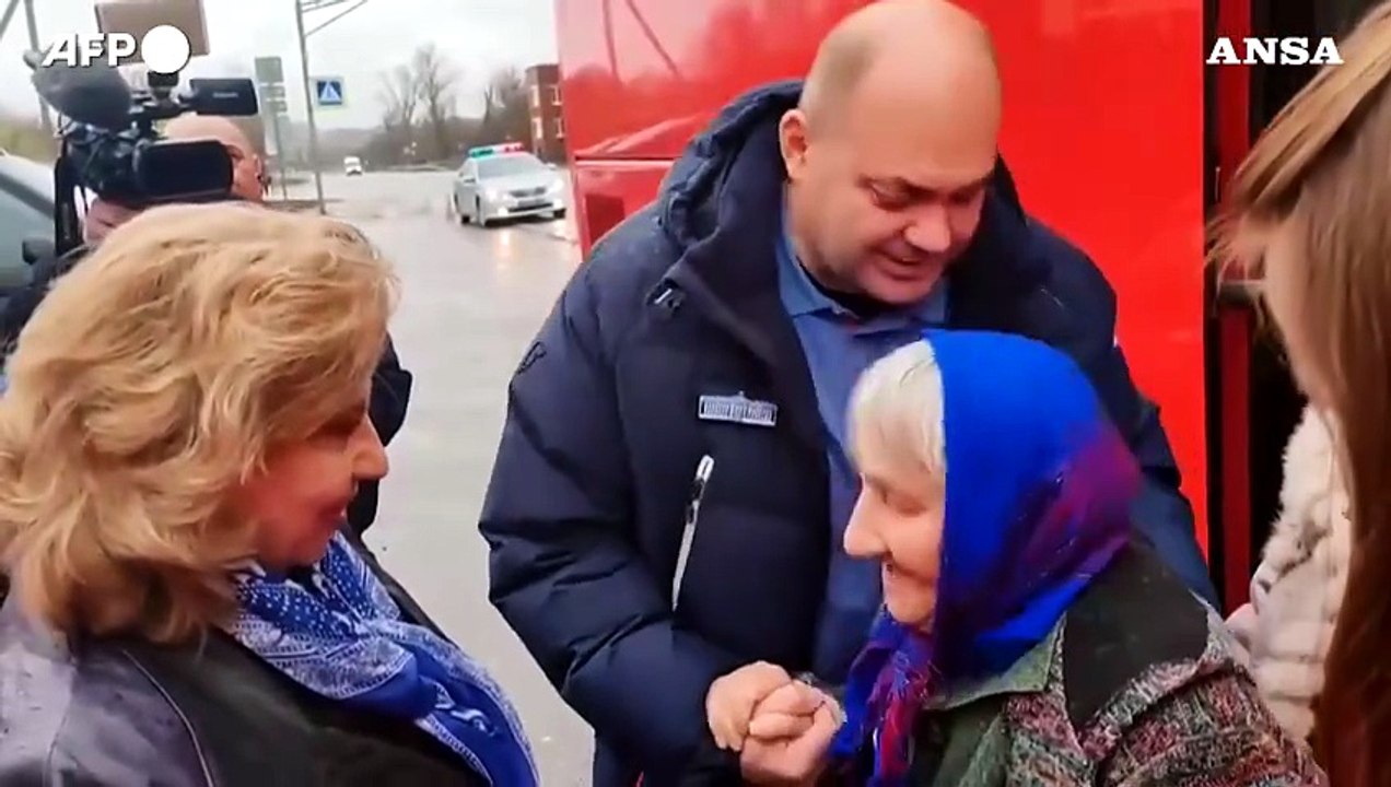 I civili della regione di Kursk tornano in Russia dopo l'accordo con l'Ucraina
