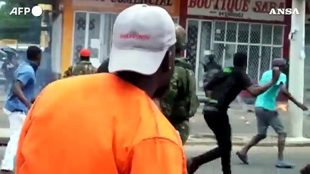 Mozambico, tornano gli scontri fra esercito e sostenitori dell'opposizione