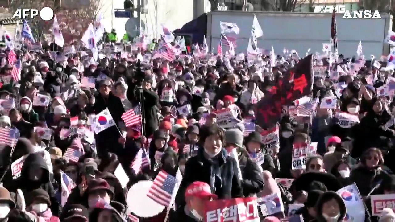 Corea Sud, una manifestazione di sostegno a Yoon Suk Yeol