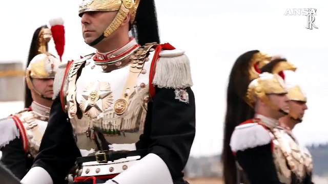 Quirinale, Mattarella assiste al cambio della guardia