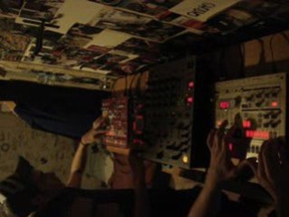 Live @t home--intro live