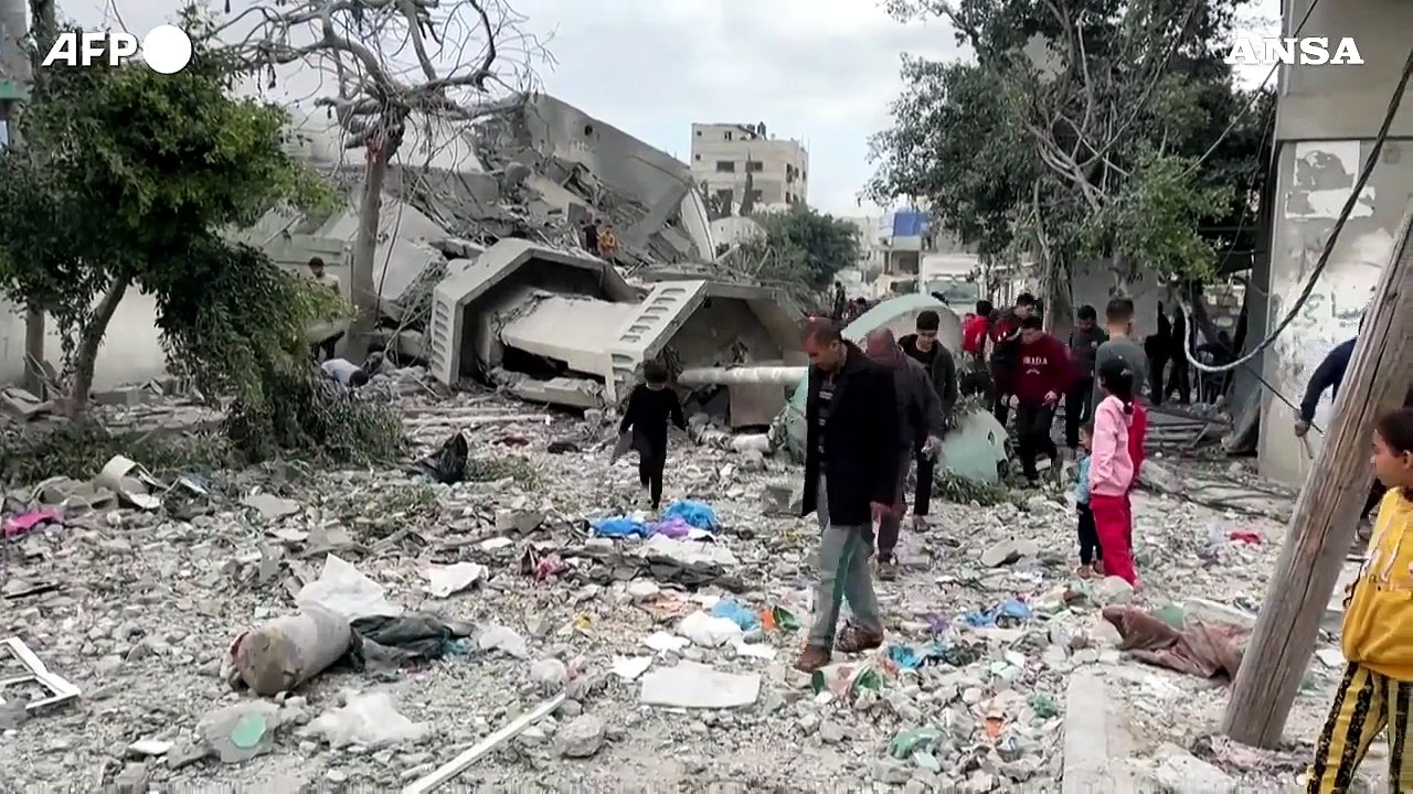 Gaza City, una scuola distrutta da un raid israeliano