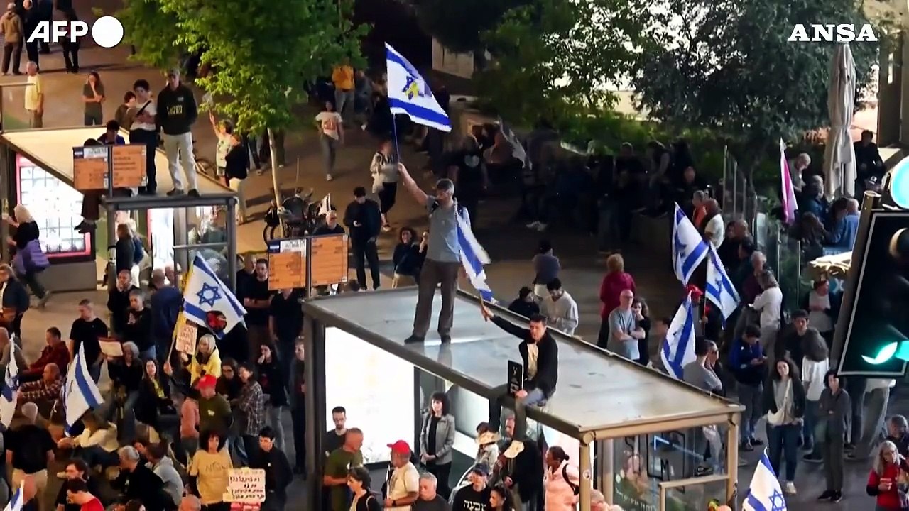 Tel Aviv, nuova manifestazione per chiedere un accordo sugli ostaggi
