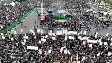 Yemen, mega-manifestazione Houthi contro gli Usa e in sostegno a Gaza
