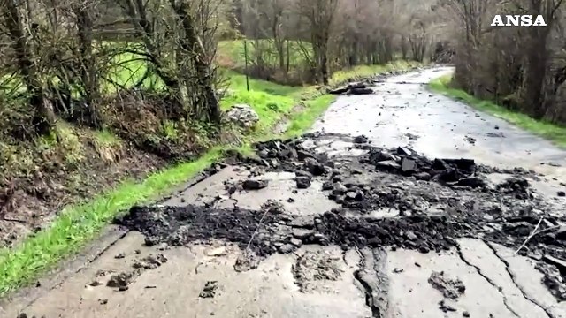 Maltempo nel Modenese, frana a Boccassuolo: evacuate 15 persone