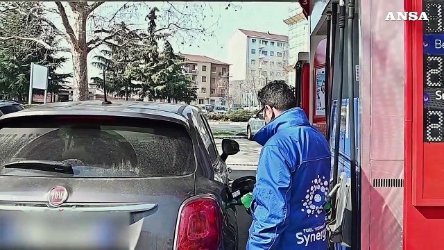 Riallineamento delle accise: sale il diesel, cala la benzina