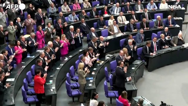 Germania, Merz eletto cancelliere dopo due votazioni