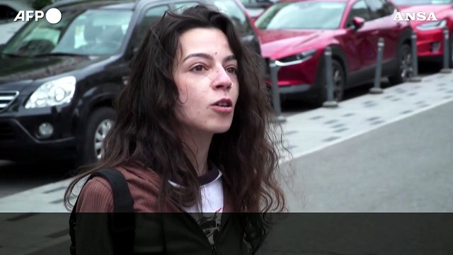 Elettori rumeni sul ballottaggio presidenziale: Speriamo in un equilibrio democratico