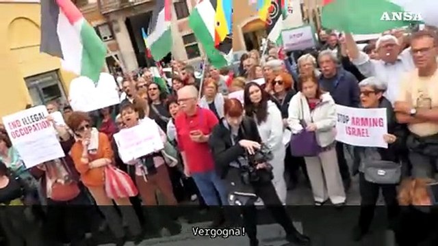 Gaza, protesta davanti a Montecitorio: Vergogna, stop al genocidio