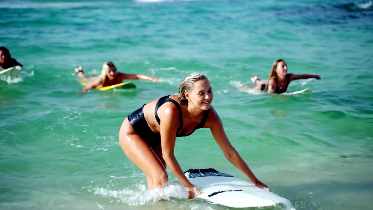 Petrixxx - Surf Wave (Oficial Video Music) DEEP HOUSE