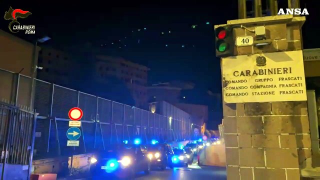 Droga, spaccio all'ingrosso con l'aiuto di minori: 13 arresti a Roma