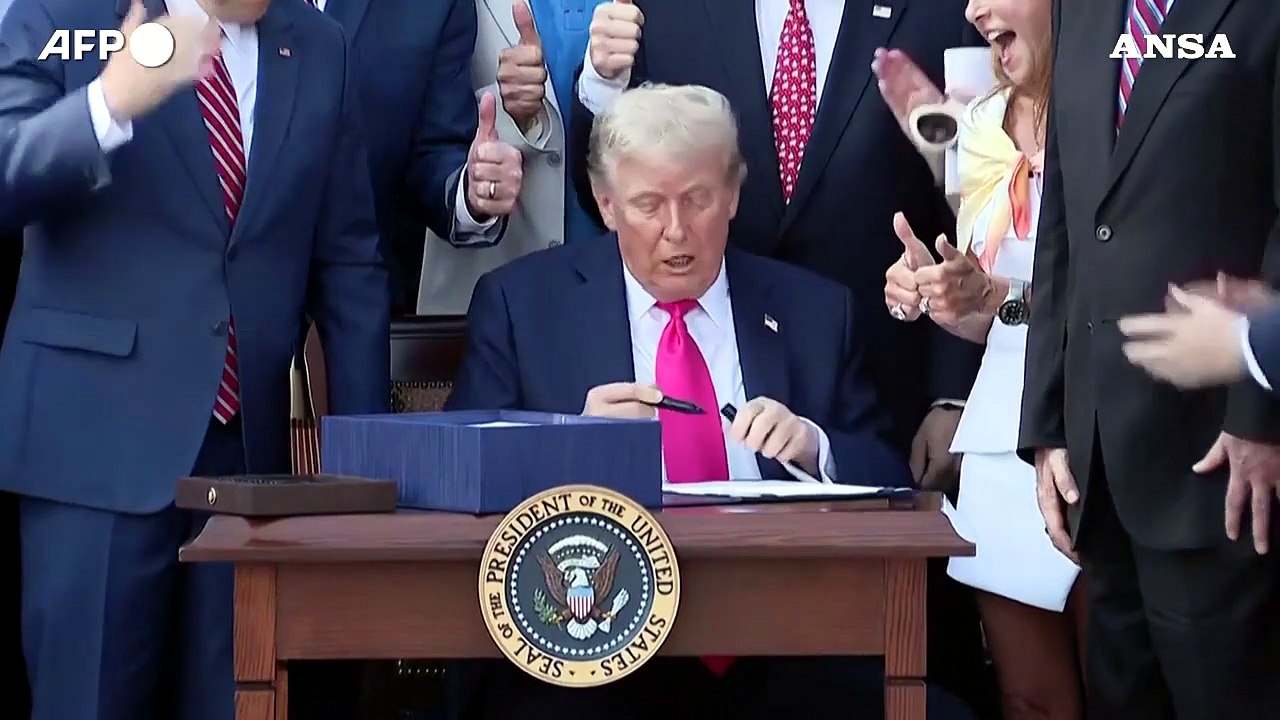 Stati Uniti, tasse e spesa pubblica: Trump firma il "Beautiful Bill"